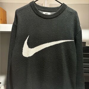 Supreme Nike premium sweatshirt Black size L used